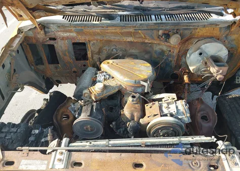 1981 Ford F100 from USA, damaged, VIN 1FTCF10E3BNB08776